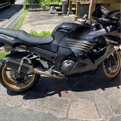 ZZR140000の画像