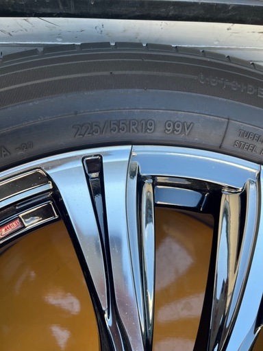 ハリアー純正ホイール　 225/55R19