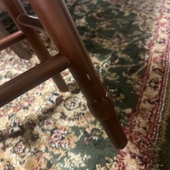 回転式 木製スツールの画像