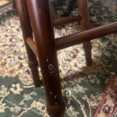 回転式 木製スツールの画像