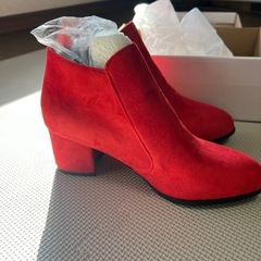 ①⑥　赤いブーティ　試着のみ　サイズ38の画像