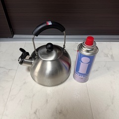 決まりました　Iwatani カセットガスストーブ CB-STV-MRD 2023年製 マル暖 アウトドア イワタニの画像