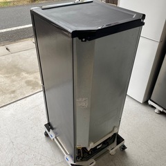 冷蔵庫　2019年製　TWINBIRD ノンフロン2ドア冷凍冷蔵庫　HR-EJ11型　小倉北区の画像