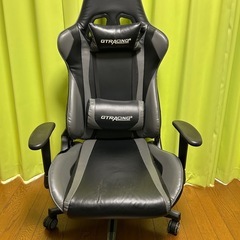 ゲーミングチェア　GTRacing グレーの画像