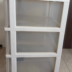【無料】三段キャビネット　収納ケースの画像