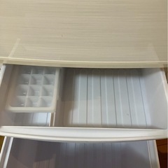 シャープ ノンフロン冷凍冷蔵庫 SJ-D14F-W 137L（2019年製）の画像