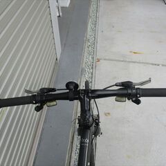 E731★24800円★整備済み スポーツ中古自転車 【クロスバイク　NESTO　リミット　黒　44㎝】の画像