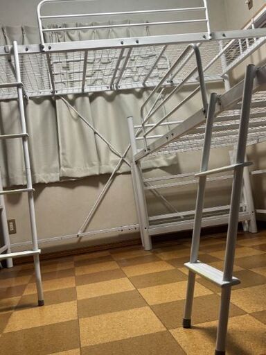 宮　コンセント付きロフトベッド