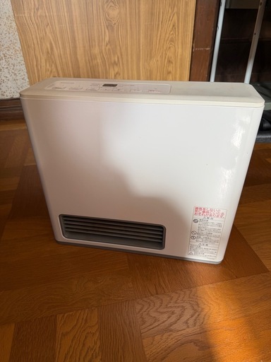 ガスファンヒーター