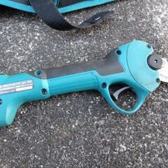 【格安レンタル】マキタ 充電式せん定ハサミ UP180D｜1日1,000円｜バッテリー・ホルスター付の画像