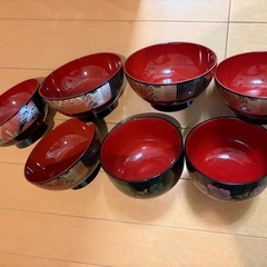 オシャレ！花柄の汁椀の画像