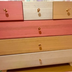 ニトリ　　ローチェスト　ピンクの画像