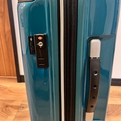 キャリーケースの画像