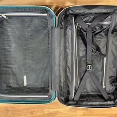 キャリーケースの画像