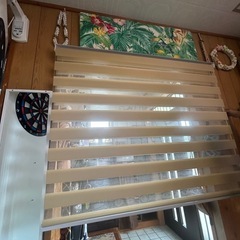 ロールカーテン　ロールスクリーンの画像