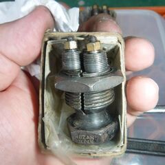 スポークのネジ切り器　ホーザン　バイスヘッド４個付き（♯９×２個・♯１０・♯１５）スパナ（２個）付き　箱・説明書付きの画像