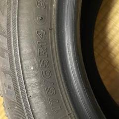 中古タイヤの画像
