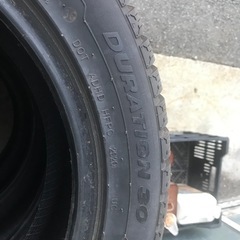 205/55R17 INTERSTATE DURATION30スタッドレスタイヤの画像