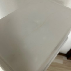 中身が見えないゴミ箱の画像