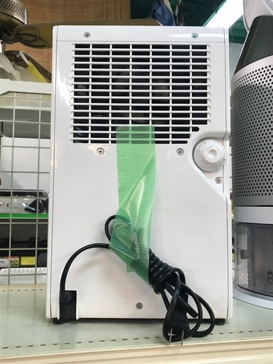 ジャングルジャングル貝塚店　加湿器　アイリスオーヤマ　白　ホワイト 50／60Hz 除湿機　中古　貝塚市　二色浜