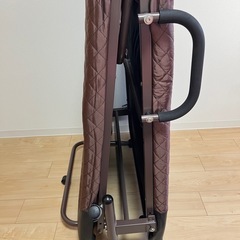 ●折りたたみ　シングル　ベット　　の画像