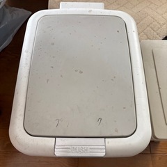 ゴミ箱２個　45ℓ、20ℓの画像