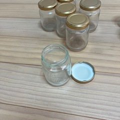 ジャムなど保存ビンの画像