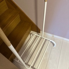 ニトリハンガーラック　スリム　ホワイトの画像