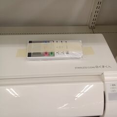 ★リユースのサカイ千葉中央店★ HITACHI エアコン RAS-D22MBK 2.2kw 22年製 室内機分解洗浄済み TC5754の画像