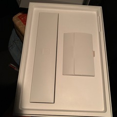 surface pro4 Windows11 箱の画像