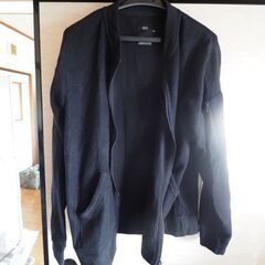 ジャンパー、XL,未使用品、AZULの画像