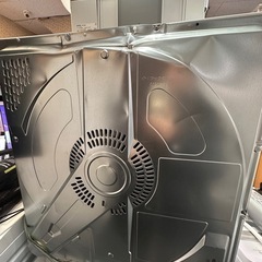 2022年製の5.0kg容量、1195Wの電気式衣類乾燥機の画像