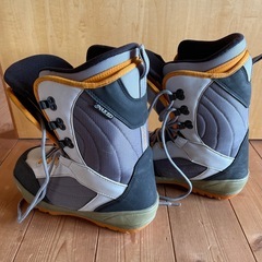 メンズスノーボードブーツ★26センチの画像