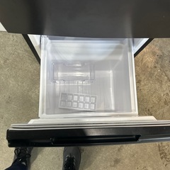 配達可【シャープ】冷蔵庫152L★2021年製 クリーニング済み/6ヶ月保証付き【管理番号11312】横の画像