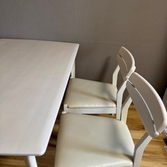 【1/25以降でお取引可能な方】 ダイニングセットの画像