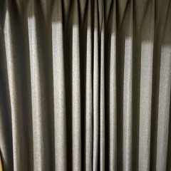 カーテンの画像