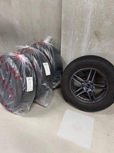 【中古:ホイール付き】スタッドレスタイヤ・ホイール4本セット 17インチ