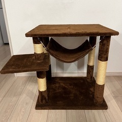 キャットタワーの画像