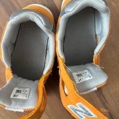 ニューバランス　16.5センチの画像