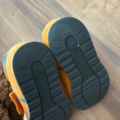 ニューバランス　16.5センチの画像