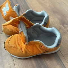 ニューバランス　16.5センチの画像