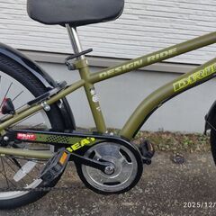 子供用自転車 22インチ カーキ 6変速ギアありの画像