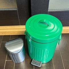 ゴミ箱・2つセットの画像