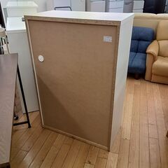 ★リユースのサカイつくば店★TK7669  レンジ台 アイボリー H118×D42×W80 クリーニング済みの画像