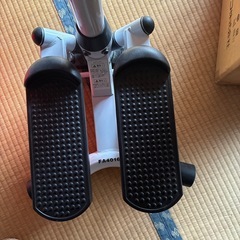 ハンドル付きステッパーの画像