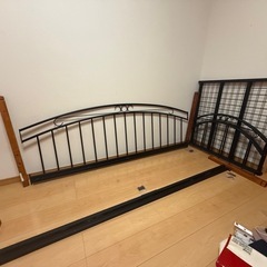 【分解してお渡し】
ベッドフレームの画像