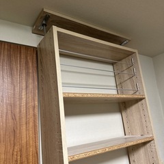 取りに来られる方！突っ張り棚　スリムの画像