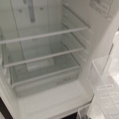 ★リユースのサカイ千葉中央店★ Hisense 冷蔵庫 150L 18年製 動作確認／クリーニング済み TC5759の画像