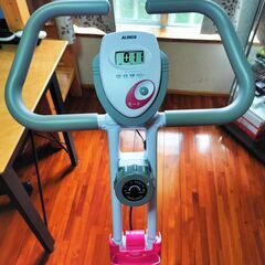 ALINCO エアロバイク AFB4417X 折りたたみ式 美品 浦添市の画像