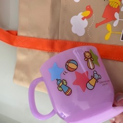 〈条件付無料〉しまじろう　コップとバッグのセットの画像